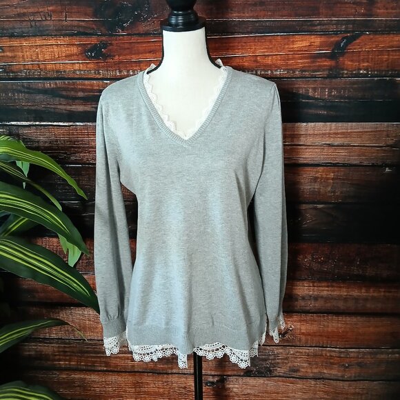 Adrianna Papell Sweater M Lace Trim Feminine V-Neck Gray Viscose - Picture 2 of 11